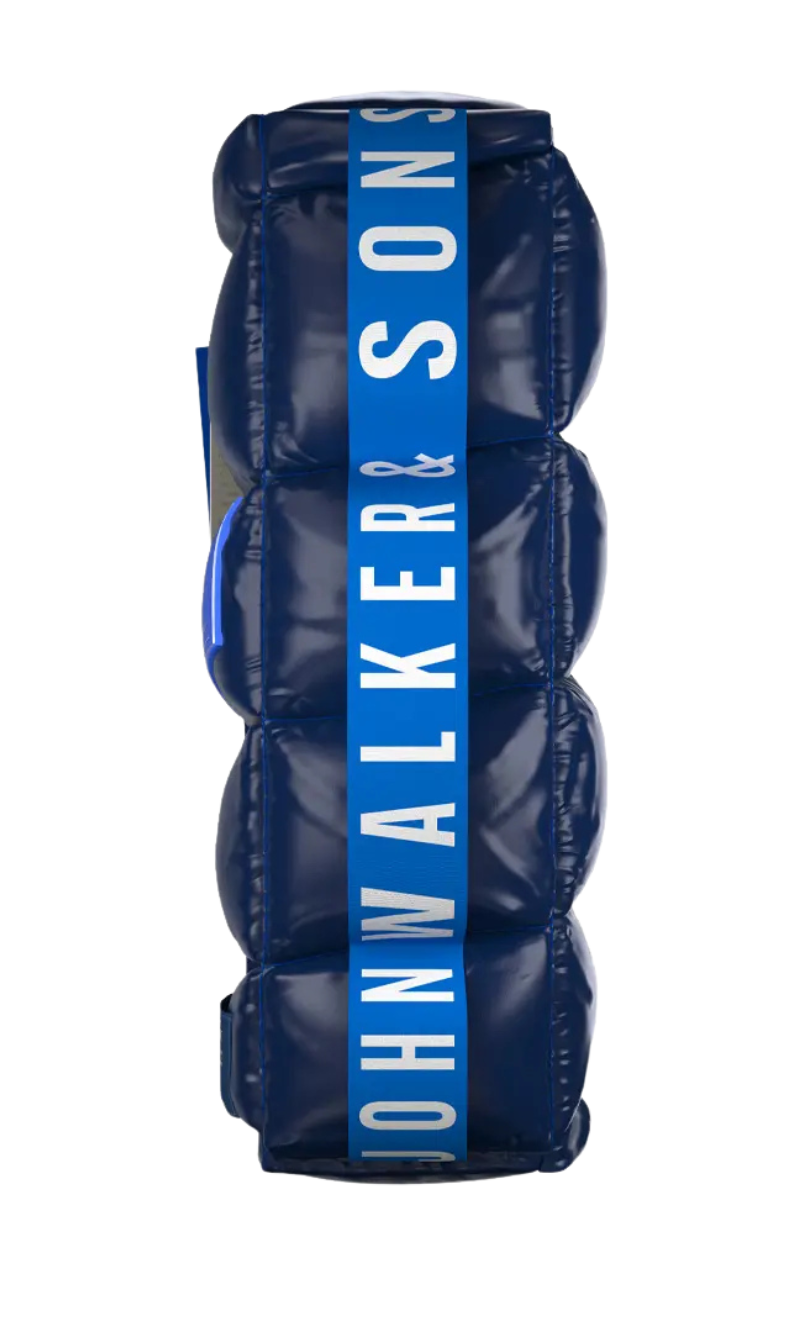 Johnnie Walker Blue Label Ice Chalet 700ml - Image 3